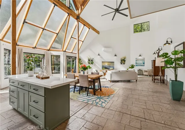 Photo 1 of Mansion for sale at 113 Brentwood, Lake Arrowhead, CA 92352 | MLS# IG26059580 | Listing updated on 2026-09-04