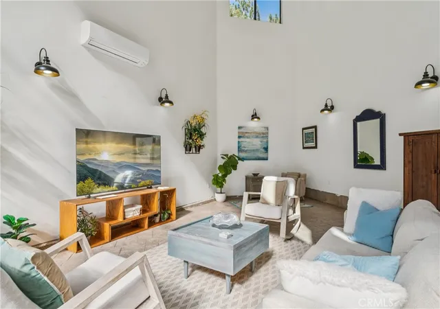 Photo 3 of Mansion for sale at 113 Brentwood, Lake Arrowhead, CA 92352 | MLS# IG26059580 | Listing updated on 2026-09-04
