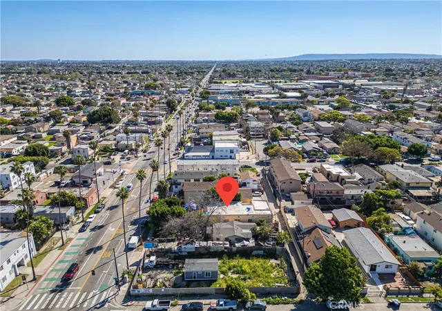 2nd image of 8311 Avalon, Los Angeles, CA 90003 | MLS# SR26058178