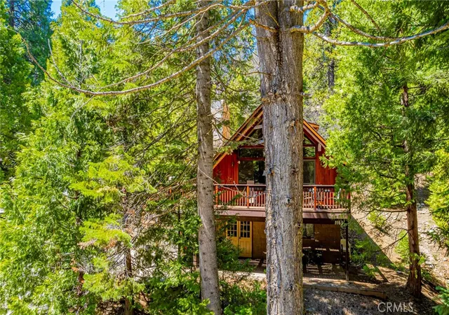 Photo 2 of Single family home for sale at 1163 Silver Tip, Fish Camp, CA 93623 | MLS# FR26060641 | Listing updated on 2026-09-30