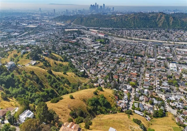 5th image of 3535 Thorpe Avenue, Los Angeles, CA 90065 | MLS# SR26059875