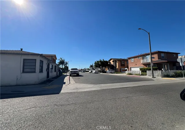 Homes for sale in Long Beach, CA | 345 E 53rd, Long Beach, CA 90805 | MLS# IG26060806
