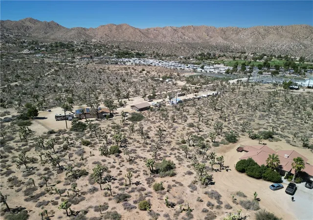 Homes for sale in Yucca Valley, CA | 7777 Onaga Trl, Yucca Valley, CA 92284 | MLS# JT26060851