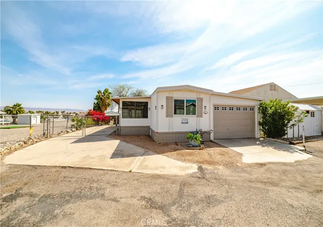 2nd image of 3520 Needles Hwy #6, Needles, CA 92363 | MLS# HD26060783