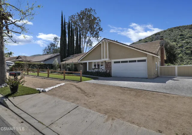 Homes for sale in Simi Valley, CA | 1590 Meander Dr, Simi Valley, CA 93065 | MLS# 226001297