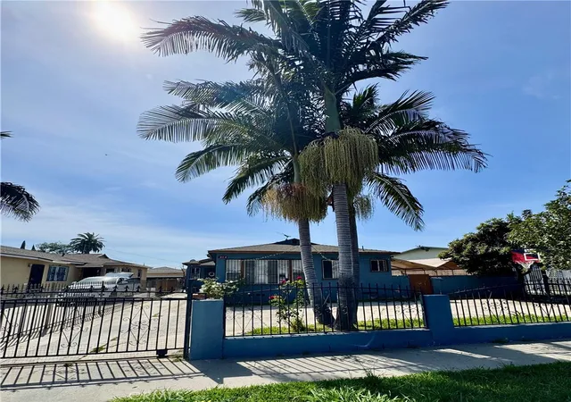2nd image of 904 E Stockton, Compton, CA 90221 | MLS# MB26057944