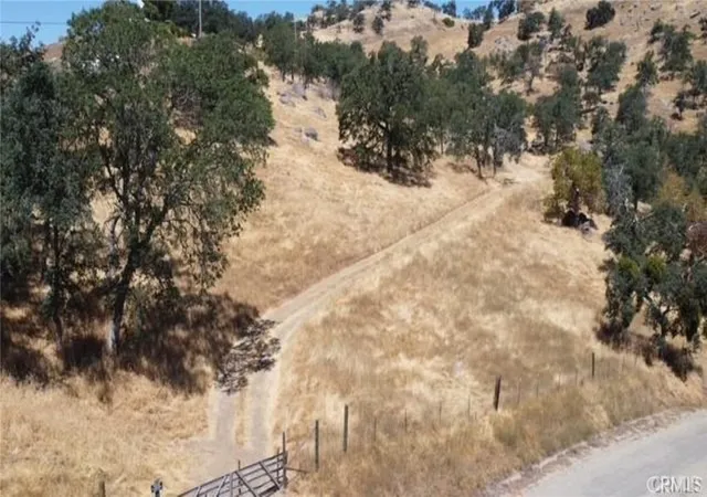 4th image of 1 , Squaw Valley, CA 93675 | MLS# SR26060946