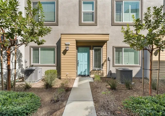 Homes for sale in Harbor City, CA | 1212 Ironsides Ln, Harbor City, CA 90710 | MLS# SB26054852