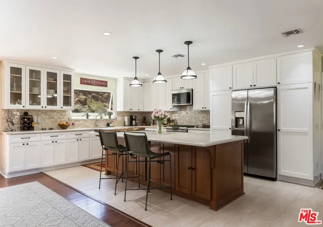 Photo 2 of Single family home for sale at 2952 Golden Spur Rd, Acton, CA 93510 | MLS# 26663097 | Listing updated on 2026-10-07