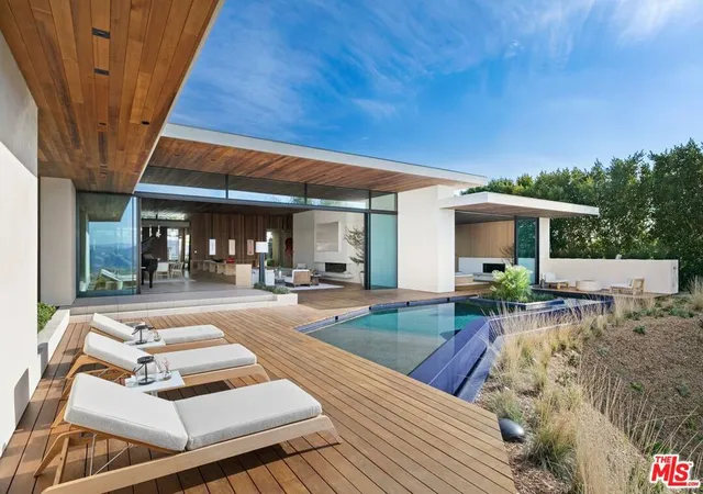 Photo 2 of Single family home for sale at 1675 Carla, Beverly Hills, CA 90210 | MLS# 26667507 | Listing updated on 2026-03-28