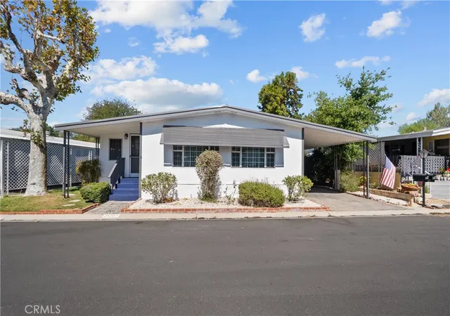 Homes for sale in Canyon Country, CA | 21207 Jimpson Wy, Canyon Country, CA 91351 | MLS# SR26055072