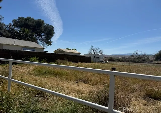 Photo 4 of Single family home for sale at 672 E Tache, Coalinga, CA 93210 | MLS# MC26057025 | Listing updated on 2026-09-10