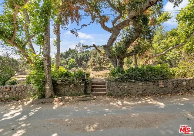 Photo 2 of Land for sale at 919 Rivas Cyn Rd, Pacific Palisades, CA 90272 | MLS# 26667007 | Listing updated on 2026-09-30
