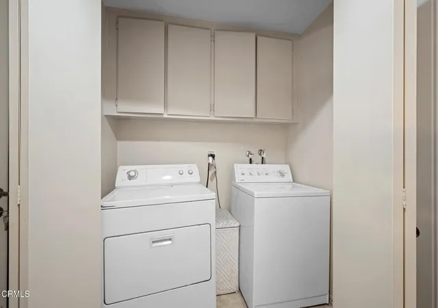 image of 1340 Glenwood Rd, Glendale, CA 91201