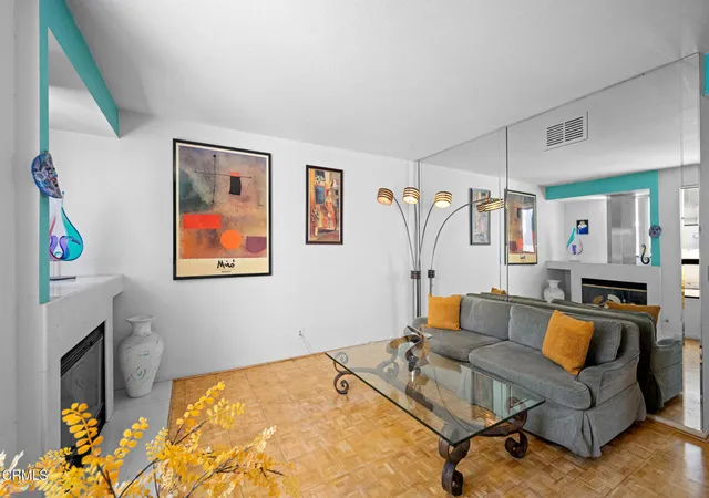 5th image of 1340 Glenwood Rd #17, Glendale, CA 91201 | MLS# P1-26355