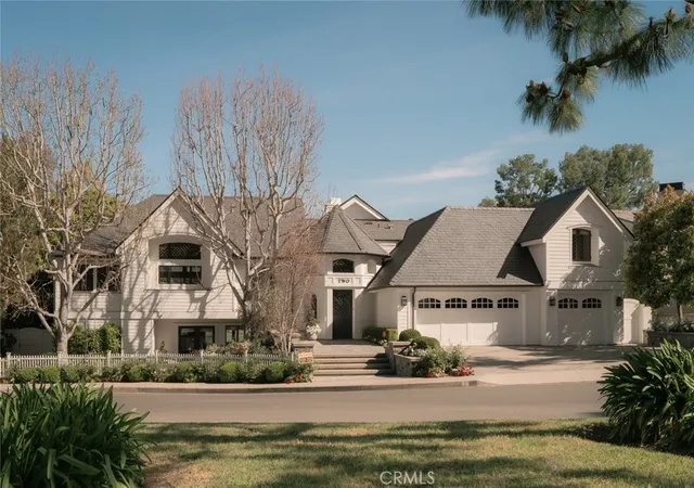 2nd image of 2 Royal Saint George Rd, Newport Beach, CA 92660 | MLS# NP26061142