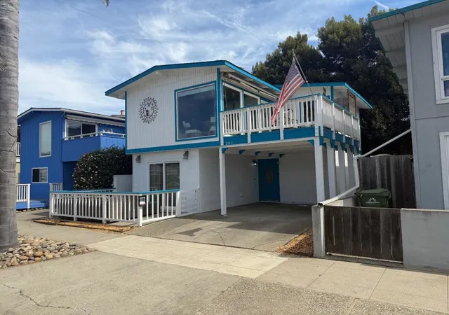 Homes for sale in Aptos, CA | 204 Aptos Beach Dr, Aptos, CA 95003 | MLS# ML82039634