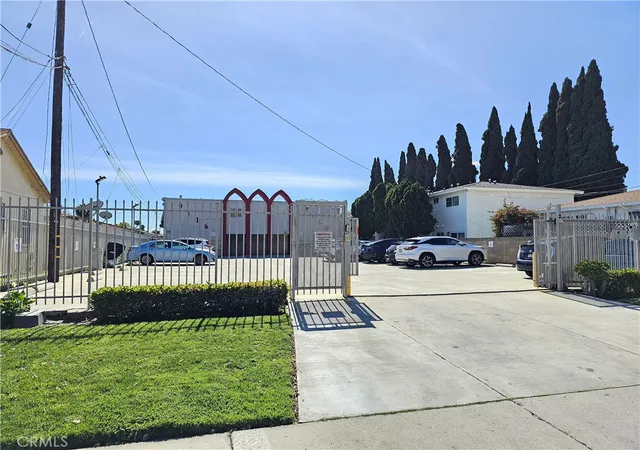 Photo 3 of House for sale at 9116 Palm St, Bellflower, CA 90706 | MLS# OC26037067 | Listing updated on 2026-10-04