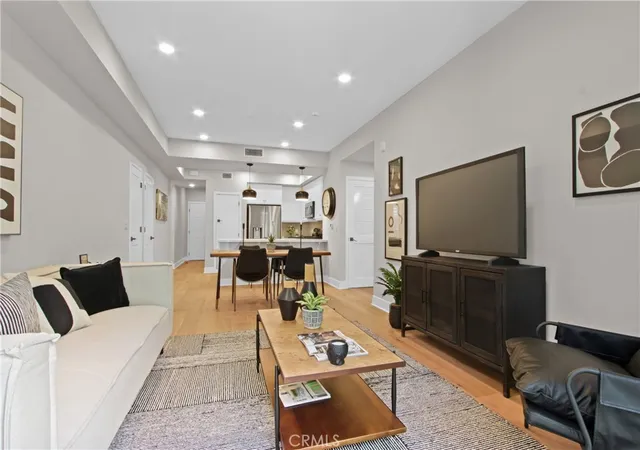 4th image of 927 Deep Vly Dr, Rolling Hills Estates, CA 90274