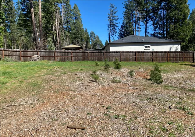 4th image of 13784 Curtis Ct, Magalia, CA 95954 | MLS# SN26061300