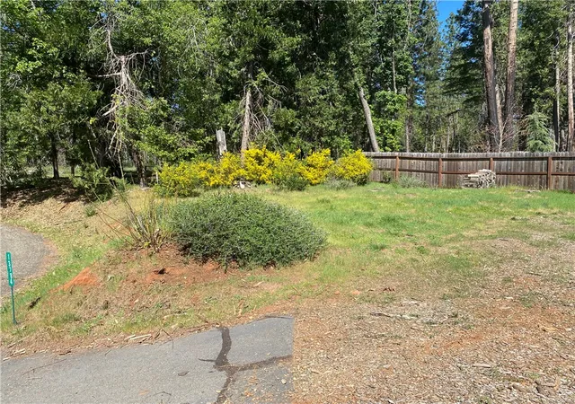 5th image of 13784 Curtis Ct, Magalia, CA 95954 | MLS# SN26061300
