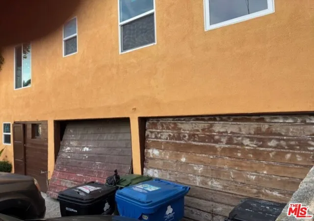 Listing Photo 5 - Condo for sale in building located at 3142 S Halm Ave, Los Angeles, CA 90034