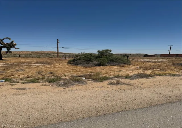 4th image of 26081 20 Mule Team, Boron, CA 93516 | MLS# SR26061411