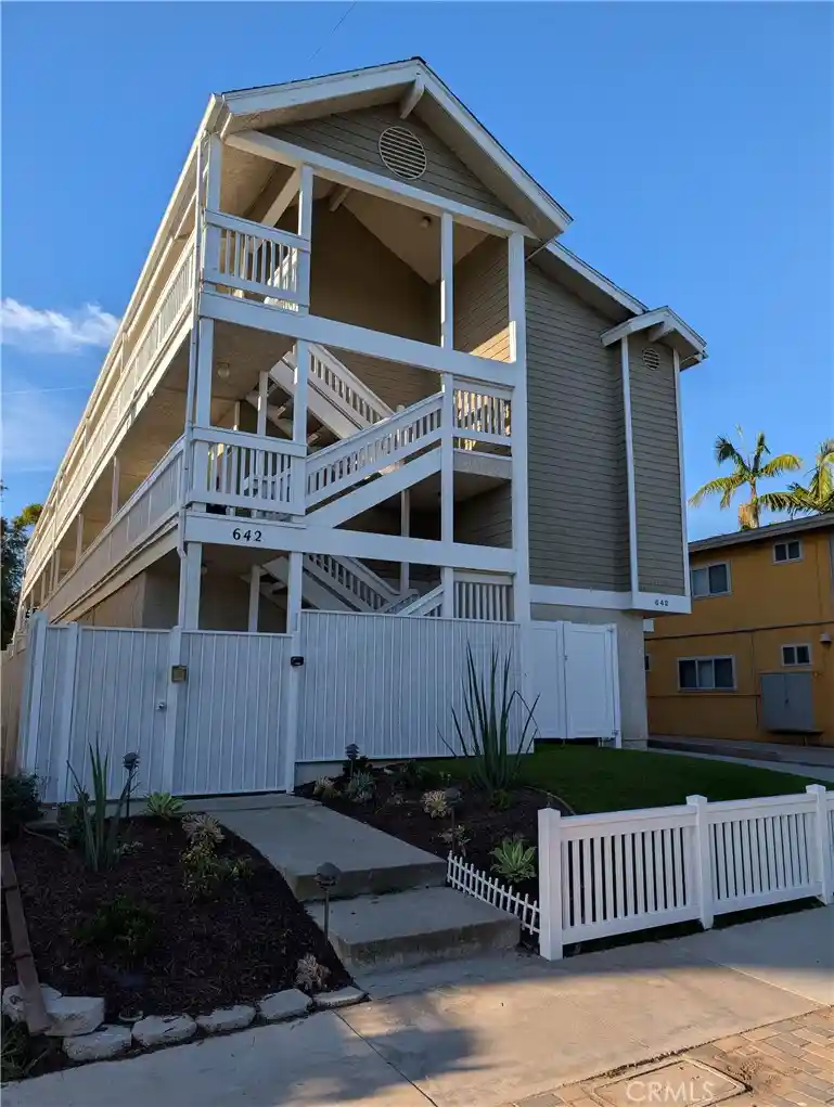 Photo 1 of Multi family home for sale at 642 W Imperial, El Segundo, CA 90245 | MLS# SB26061417 | Listing updated on 2026-08-28