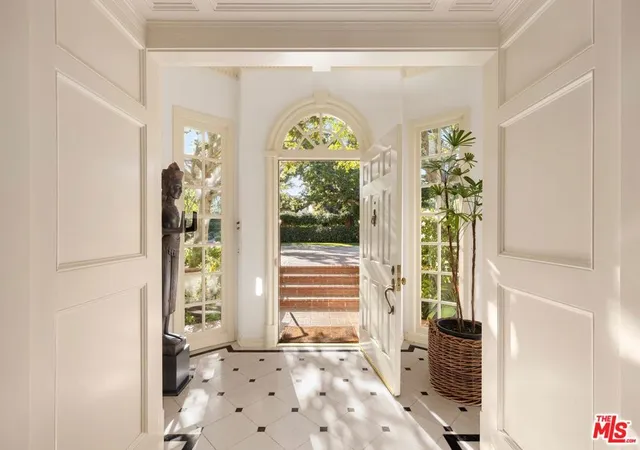 4th image of 524 N Rockingham Ave, Los Angeles, CA 90049 | MLS# 26667263