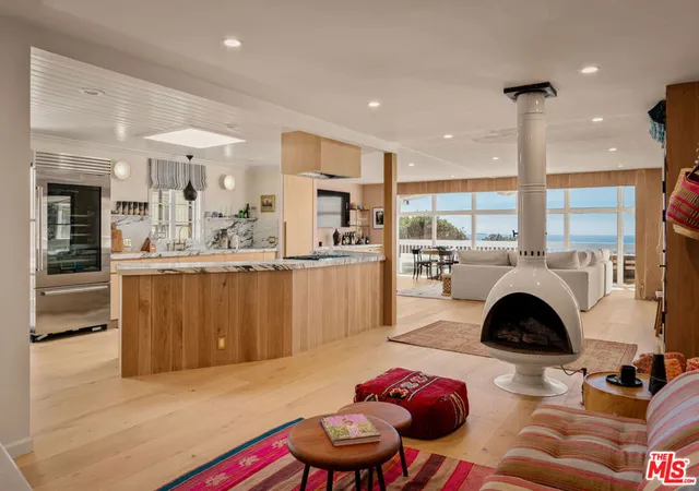Homes for sale in Malibu, CA | 29500 Heathercliff Rd #138, Malibu, CA 90265 | MLS# 26667633