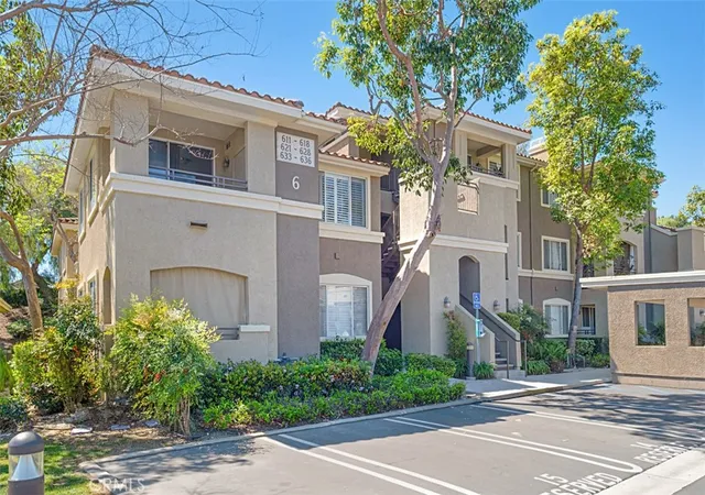 Homes for sale in Aliso Viejo, CA | 22681 Oakgrove #635, Aliso Viejo, CA 92656 | MLS# OC26061272