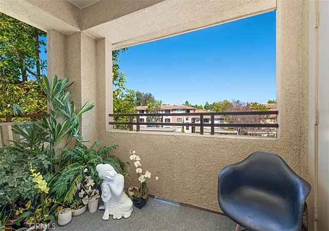 Homes for sale in Aliso Viejo, CA | 22681 Oakgrove #635, Aliso Viejo, CA 92656 | MLS# OC26061272