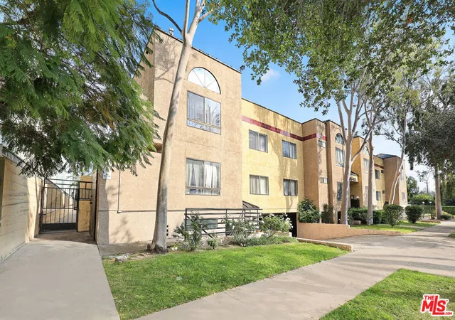 image of 1818 Vassar St, Glendale, CA 91204 | MLS# 26667623