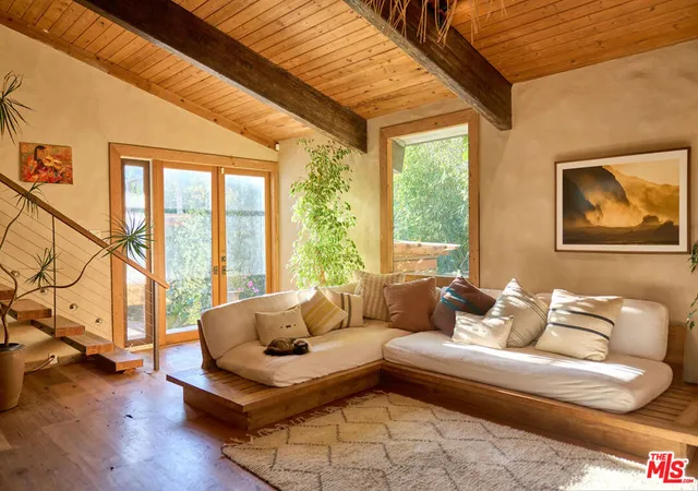 Homes for sale in Topanga, CA | 22068 Topanga School Rd, Topanga, CA 90290 | MLS# 26667759