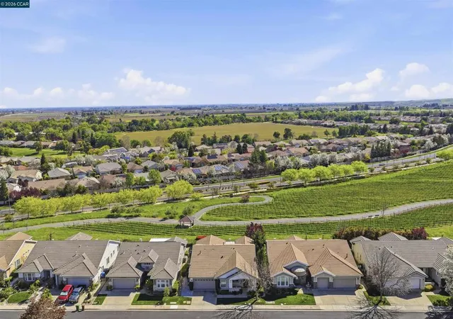 2nd image of 1463 Bismarck Ln, Brentwood, CA 94513 | MLS# 41128075