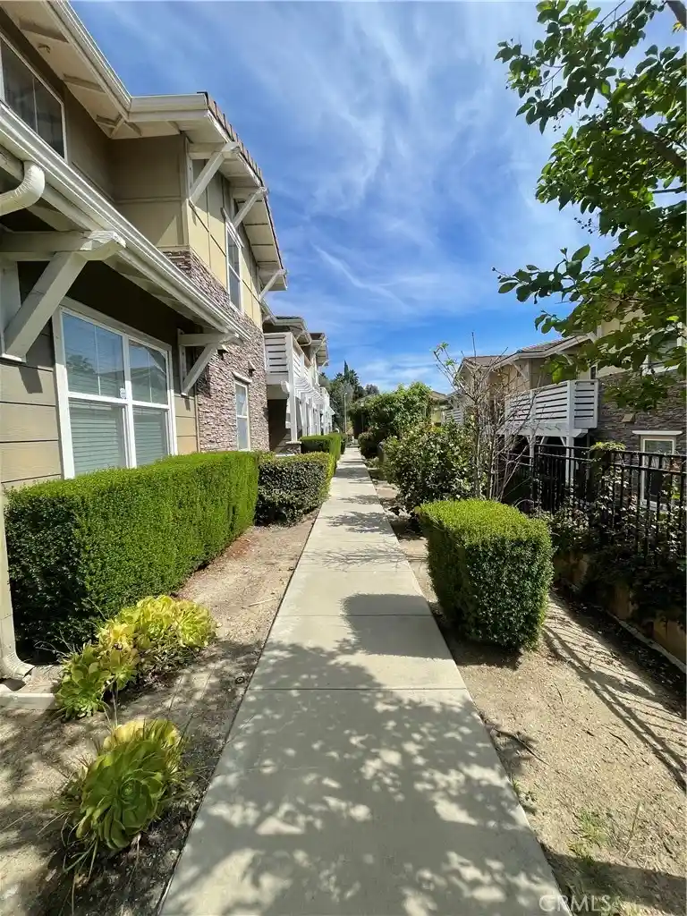Listing Photo 12 - Condo for sale in 835 Francesca located at 835 Francesca, Walnut, CA 91789 - Unit #201