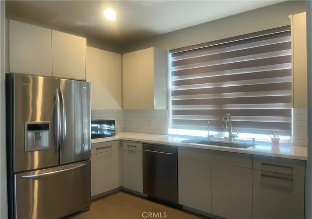 Listing Photo 4 - Condo for sale in building located at 835 Francesca, Walnut, CA 91789 - Unit #201
