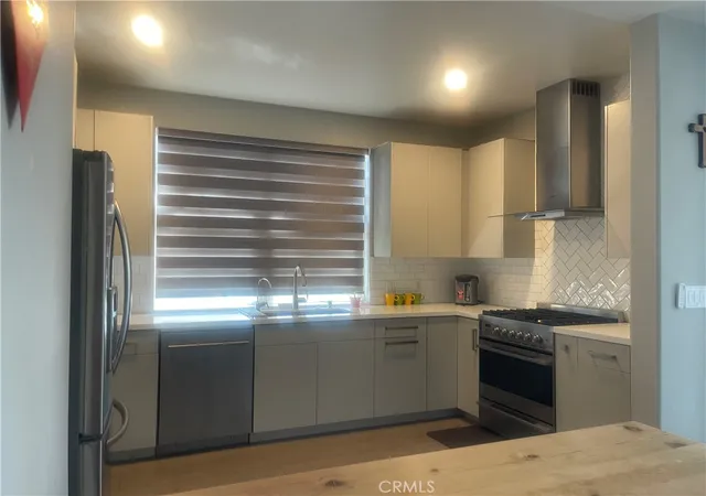 Listing Photo 5 - Condo for sale in building located at 835 Francesca, Walnut, CA 91789 - Unit #201