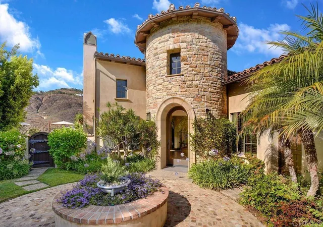 Homes for sale in Rancho Santa Fe, CA | 4272 Via Ravello, Rancho Santa Fe, CA 92091 | MLS# PTP2602172