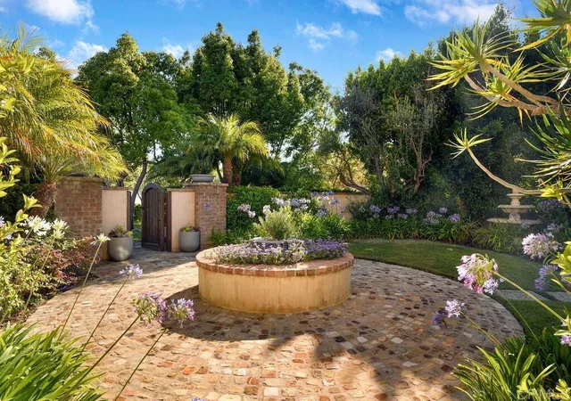Homes for sale in Rancho Santa Fe, CA | 4272 Via Ravello, Rancho Santa Fe, CA 92091 | MLS# PTP2602172