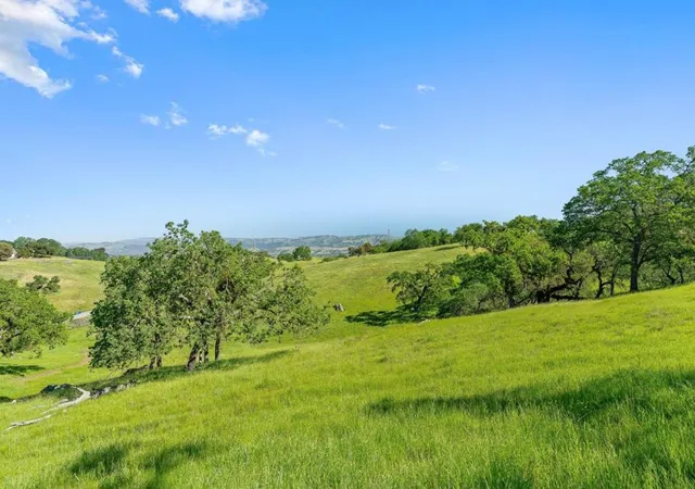 Photo 2 of Land for sale at 0 W San Martin Ave, San Martin, CA 95046 | MLS# ML82039744 | Listing updated on 2026-06-27