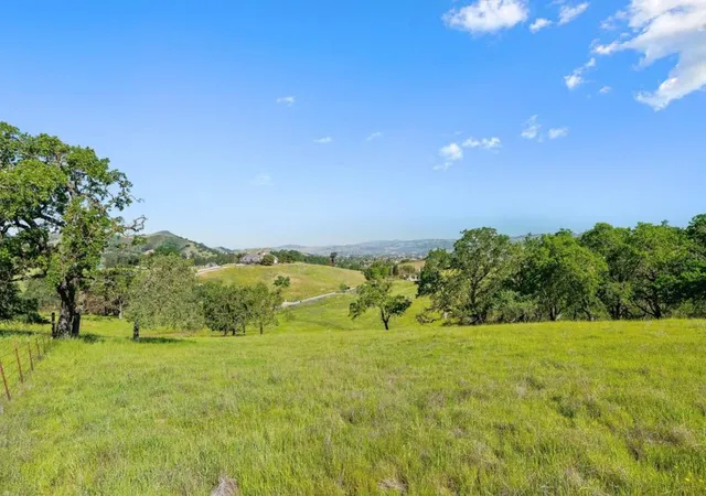 Photo 3 of Land for sale at 0 W San Martin Ave, San Martin, CA 95046 | MLS# ML82039744 | Listing updated on 2026-06-27