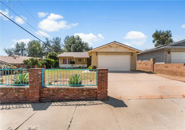Homes for sale in Sylmar, CA | 13525 Simshaw, Sylmar, CA 91342 | MLS# SR26061756