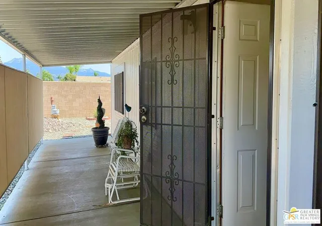 Photo 3 of Manufactured home for sale at 1250 N Kirby St #34, Hemet, CA 92545 | MLS# 26667857PS | Listing updated on 2026-09-24