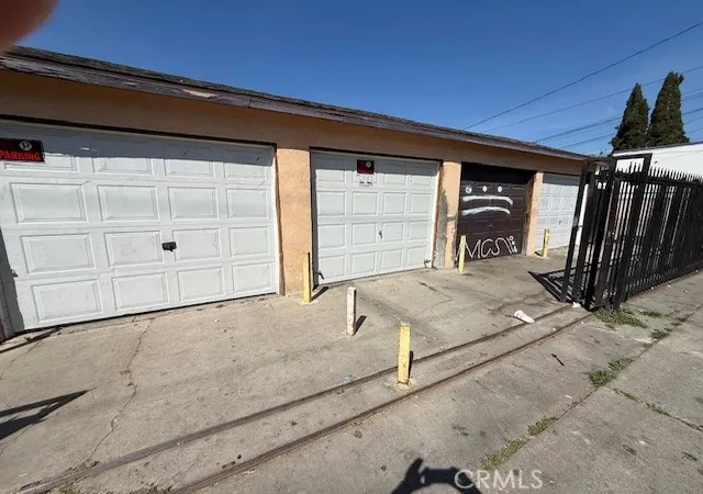 3rd image of 1864 Cedar, Long Beach, CA 90806 | MLS# MB26061817