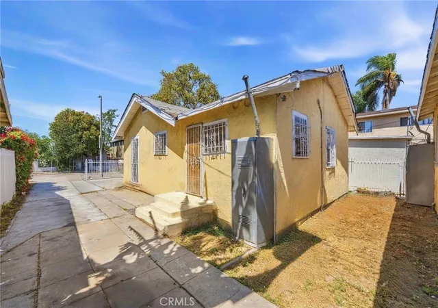 5th image of 160 W 89Th, Los Angeles, CA 90003 | MLS# DW26061841