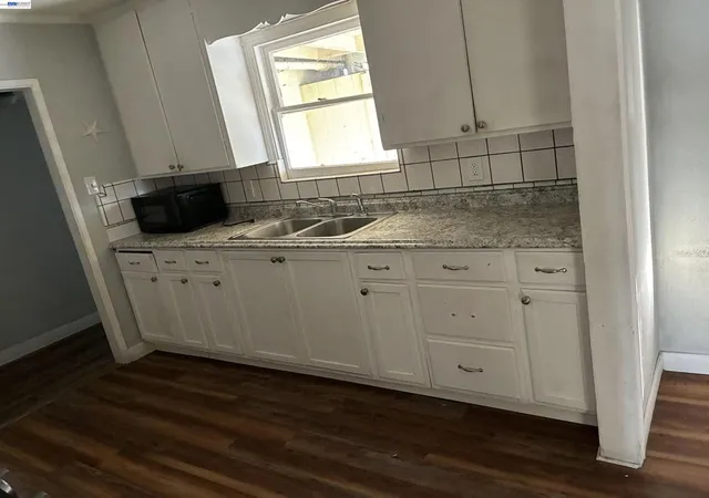 3rd image of 1614 Mono Dr, Modesto, CA 95354 | MLS# 41128137