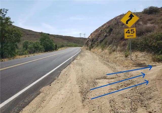 2nd image of 38351 Bouquet Canyon Road, Leona Valley, CA 93551 | MLS# SR26061941