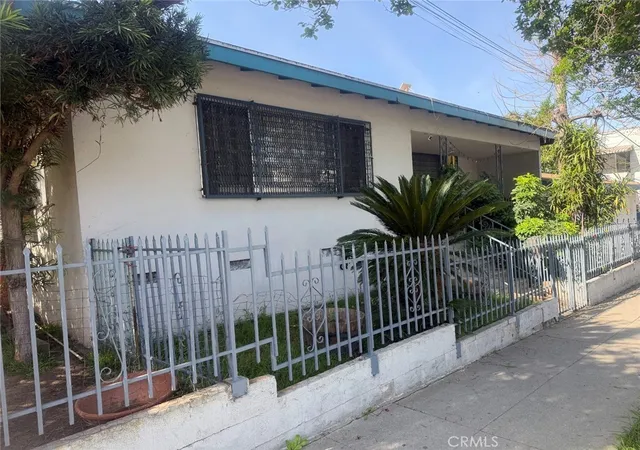 Photo 3 of Multi family home for sale at 2468 W Avenue 32, Los Angeles, CA 90065 | MLS# SR26062005 | Listing updated on 2026-09-30