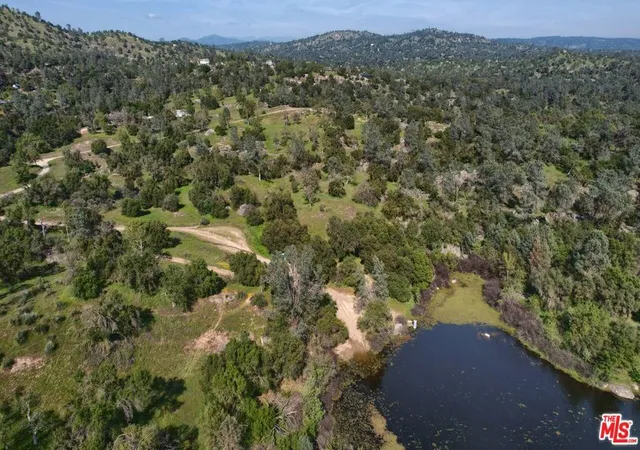 Land for sale at 41924 Patrick Ave #TPN4337/3, Coarsegold, CA 93614 | MLS# 26667877